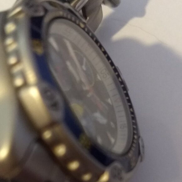 Chase-Durer Abyss 1000 Model 223-12334 Chronograph Watch - Picture 9 of 13